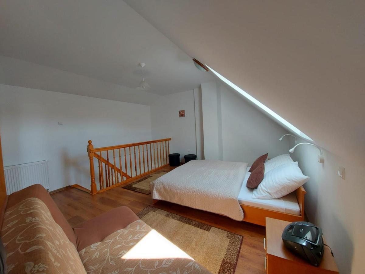 Apartamenty โคลเชโว ภายนอก รูปภาพ